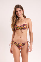 Load image into Gallery viewer, Model Front: Rio De Sol Haut Top Fiore Corine
