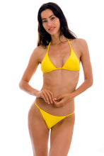 Load image into Gallery viewer, Model Front: Rio De Sol Haut Top Uv-Melon Tri-Inv