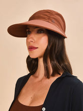 Load image into Gallery viewer, Image 02: Uv Line Casquette Visor Capri Colors Nac Fem Coniac Upf50+
