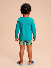 Load image into Gallery viewer, Model Back: Uv Line T-Shirt Longsleeve Baby Green Sea Upf50+
