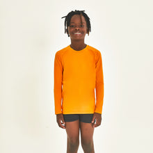 Load image into Gallery viewer, Model Front: Uv Line T-Shirt Longsleeve Uprpo Inf Amarelo Queimado Upf50+
