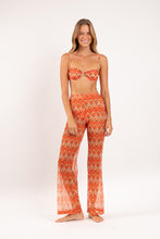 Load image into Gallery viewer, Model Front: Rio De Sol Pantalon De Plage Maracai Pants Lana
