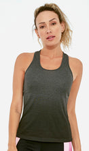 Load image into Gallery viewer, Model Front: Alto Giro Fitness Haut Regata Skin Fit Degrade Cinza
