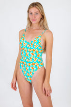 Load image into Gallery viewer, Model Front: Rio De Sol Une Pièce Dubai Hype
