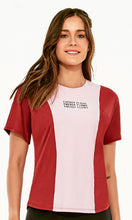 Load image into Gallery viewer, Model Front: Alto Giro Fitness Haut T-Shirt Skin Fit Energy Flows Rosa
