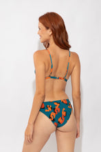 Load image into Gallery viewer, Model Back: Rio De Sol Bas Bottom Luma Essential-Comfy
