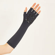 Load image into Gallery viewer, Image 04: Uv Line Gants Long Gloves Uni Black Upf50+
