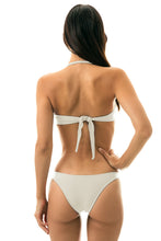 Load image into Gallery viewer, Model Back: Rio De Sol Haut Top Perola Bandeau

