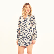 Load image into Gallery viewer, Image 02: Uv Line Chemise Shirtdress Costela Aco Off White Upf50+
