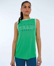 Load image into Gallery viewer, Model Front: Alto Giro Fitness Haut Regata Nylon Dry Alongada Verde Classic
