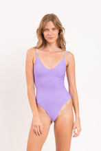 Load image into Gallery viewer, Model Front: Rio De Sol Une Pièce Bora-Lavanda Hype

