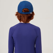Load image into Gallery viewer, Model Back: Uv Line Casquette Cap Teens Colors Inf Navyblue Upf50+
