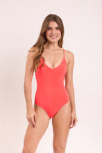 Load image into Gallery viewer, Model Front: Rio De Sol Une Pièce Malibu-Folia Hype
