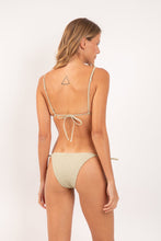 Load image into Gallery viewer, Model Back: Rio De Sol Bas Bottom Brisa-Pistache Lacinho
