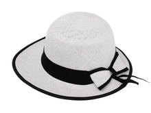Load image into Gallery viewer, Model Back: De Punta En Blanco Chapeau Panama Lady Golf White Black
