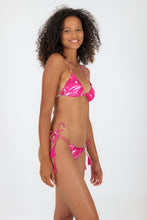 Load image into Gallery viewer, Image 04: Rio De Sol Bas Bottom Pink-Palms Frufru-Comfy
