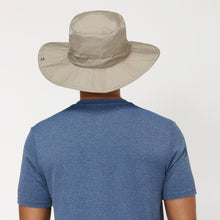 Load image into Gallery viewer, Model Back: Uv Line Chapeau Souple/Capeline Safari Kaki Upf50+
