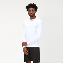 Load image into Gallery viewer, Model Front: Uv Line T-Shirt Longsleeve Uvpro Branco Upf50+
