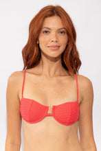 Load image into Gallery viewer, Gallery: Rio De Sol Haut Top Cali-Flamingo Juliette
