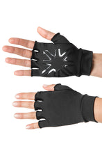 Load image into Gallery viewer, Model Front: Uv Line Gants Short Glove Black Upf50+
