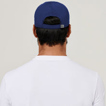 Load image into Gallery viewer, Model Back: Uv Line Casquette Cap Uv Pro Masc Navy Blue Upf50+
