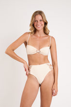Load image into Gallery viewer, Model Front: Rio De Sol Haut Top Malibu-Natural Bandeau-Iris
