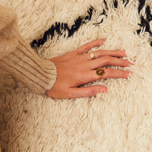 Load image into Gallery viewer, Image 07: Hipanema Bague Miamor Amber Hipanema
