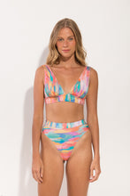 Load image into Gallery viewer, Image 08: Rio De Sol Ensemble Set River Halter-Cos Hotpant-Cos
