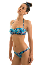 Load image into Gallery viewer, Image 04: Rio De Sol Haut Top Lilly Bandeau
