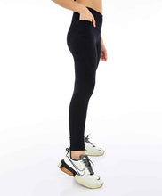Load image into Gallery viewer, Image 02: Alto Giro Fitness Bas Legging Unique Recortes Preto
