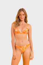 Load image into Gallery viewer, Model Front: Rio De Sol Ensemble Set Trail-Orange Tri-Fixo Essential
