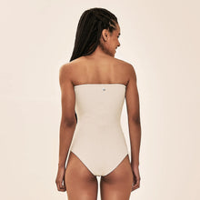 Load image into Gallery viewer, Model Back: Uv Line Une Pièce Duna Bandeau Upf50+
