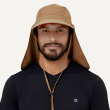 Load image into Gallery viewer, Model Front: Uv Line Chapeau Legionnaire Cap Leg Atacama 2021 Masc Kaki Upf50+
