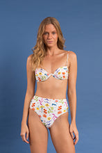 Load image into Gallery viewer, Image 13: Rio De Sol Ensemble Set Countryside Kyra Hotpants
