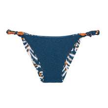 Load image into Gallery viewer, Product Back: Rio De Sol Bas Bottom Ikat Essential-Rev
