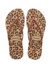 Load image into Gallery viewer, Product Front: Havaianas Tongs Slim Animals Beige
