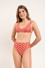 Load image into Gallery viewer, Image 06: Rio De Sol Haut Top Floral-Scales Hera
