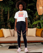 Load image into Gallery viewer, Hyper Galoes E Bolso Preto Leggings
