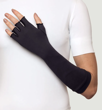 Load image into Gallery viewer, Image 02: Uv Line Gants Long Gloves Uni Black Upf50+
