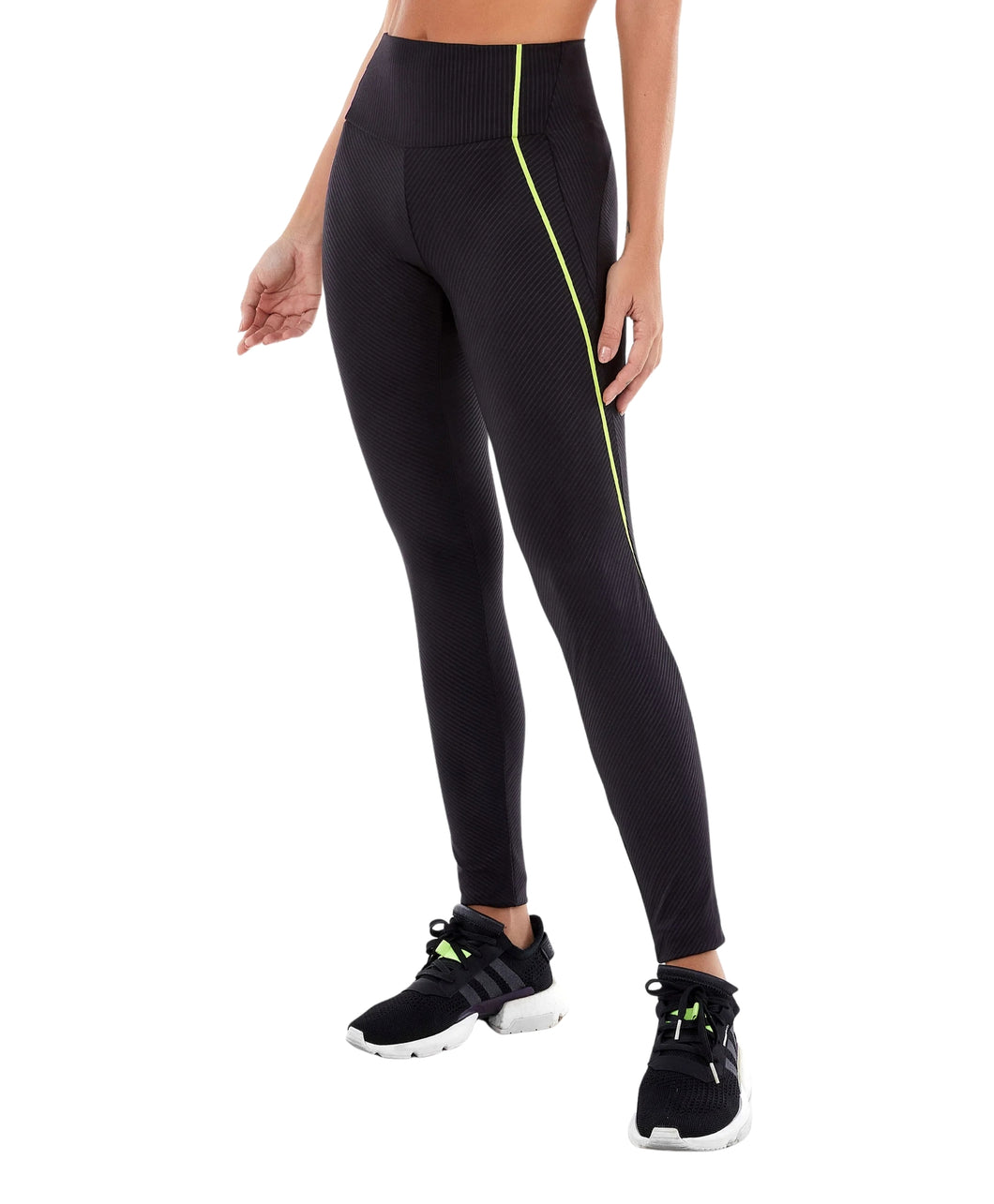 Model Front: Alto Giro Fitness Bas Legging Velocity Com Fusao Preto