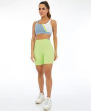 Load image into Gallery viewer, Bermuda Hyper Elastico Costas Verde Sharp
