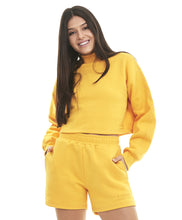Load image into Gallery viewer, Cropped m3cbs Gola Alta Amarelo Amber
