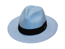 Load image into Gallery viewer, Model Front: De Punta En Blanco Chapeau Panama Classic Sky
