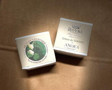 Load image into Gallery viewer, Image 04: Monoï Royal Solaire Savon Creme De Tamanu By Anoea Bora Bora
