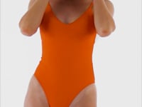 Load and play video in Gallery viewer, Video: Rio De Sol Une Pièce Calendula Hype
