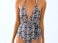 Load and play video in Gallery viewer, Video: Rio De Sol Une Pièce Ikat New Vegas
