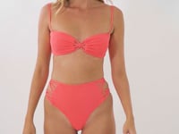 Load and play video in Gallery viewer, Video: Rio De Sol Ensemble Set Malibu-Folia Bandeau-Iris Highwaist-Spin-Iris
