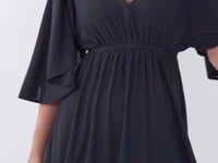 Load and play video in Gallery viewer, Video: Rio De Sol Vêtement De Plage Black Mini Dress
