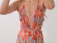 Load and play video in Gallery viewer, Video: Rio De Sol Une Pièce Sea-Bloom New Vegas
