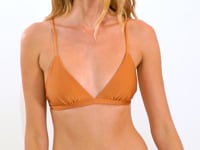 Load and play video in Gallery viewer, Video: Rio De Sol Bas Bottom Shimmer-Nocciola Essential-Comfy
